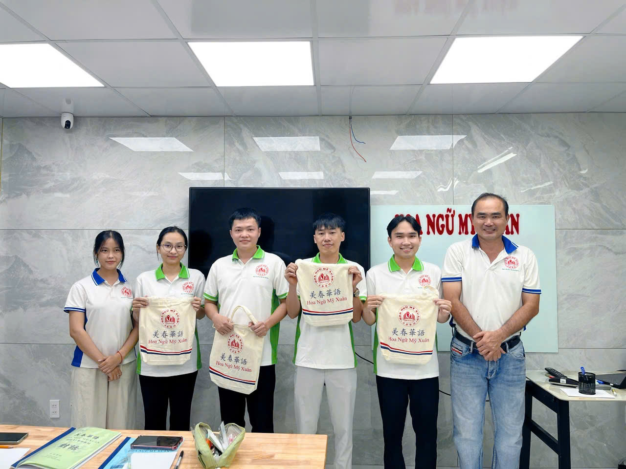 Hoạt động lớp A1 Hoa Ngữ Mỹ Xuân