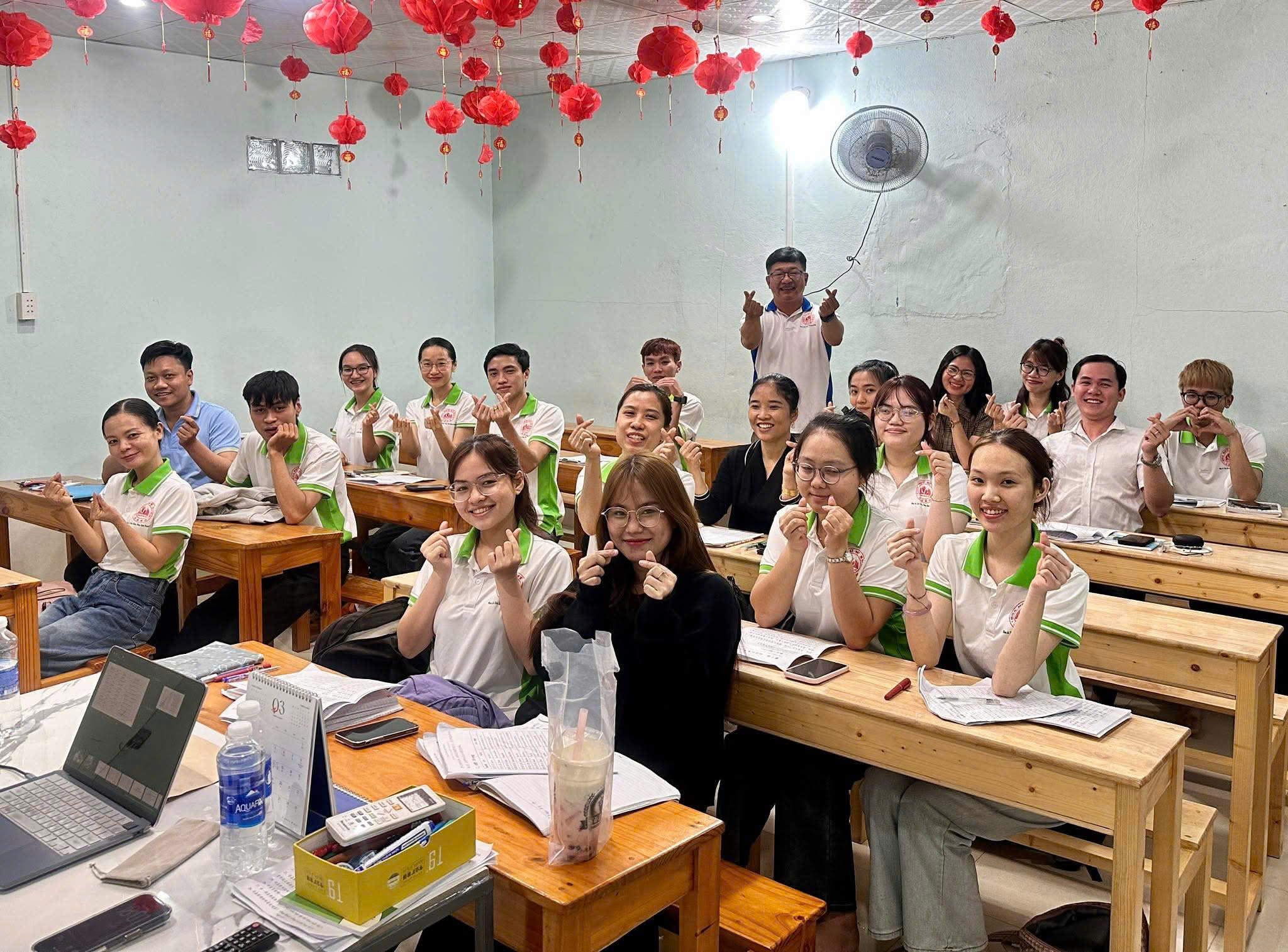 Lớp B1 Hoa Ngữ Mỹ Xuân