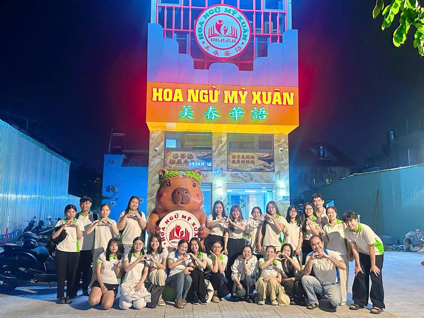 Lớp A2 K32 Hoa Ngữ Mỹ Xuân